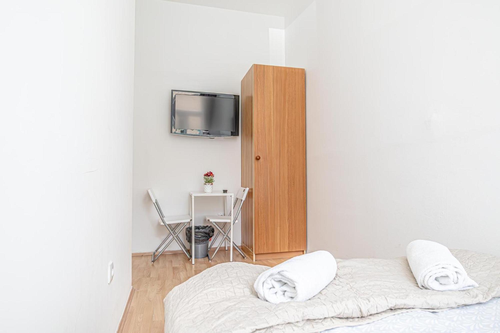 Loevly Shared 6Br With Garden Near Danube & Millenium City Вена Экстерьер фото