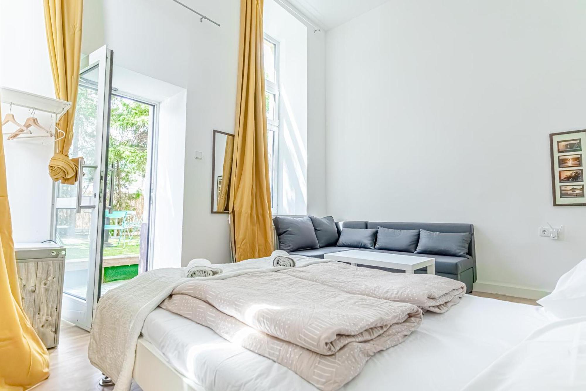 Loevly Shared 6Br With Garden Near Danube & Millenium City Вена Экстерьер фото